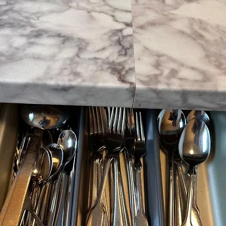 15-zentrales 2-zimmer Apartment-wlan,magenta Tv Und Grosse Balkon Mit Gartenblick 公寓 威斯巴登