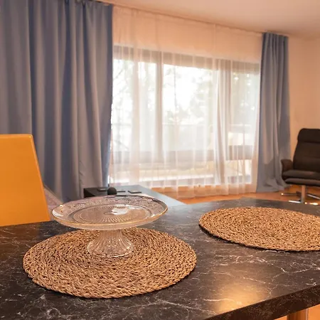15-zentrales 2-zimmer Apartment-wlan,magenta Tv Und Grosse Balkon Mit Gartenblick *