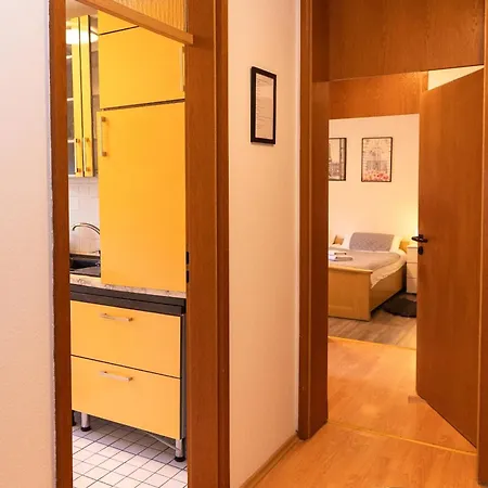 15-zentrales 2-zimmer Apartment-wlan,magenta Tv Und Grosse Balkon Mit Gartenblick Διαμέρισμα *