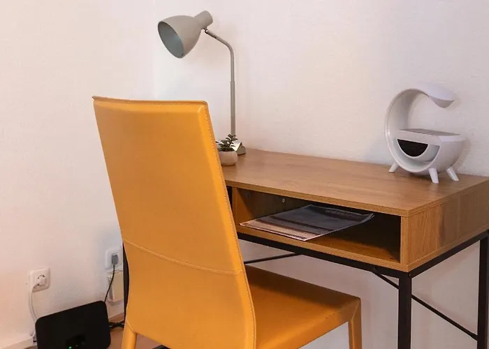 Appartement 15-zentrales 2-zimmer Apartment-wlan,magenta Tv Und Grosse Balkon Mit Gartenblick Wiesbaden