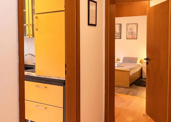 15-zentrales 2-zimmer Apartment-wlan,magenta Tv Und Grosse Balkon Mit Gartenblick Appartement *